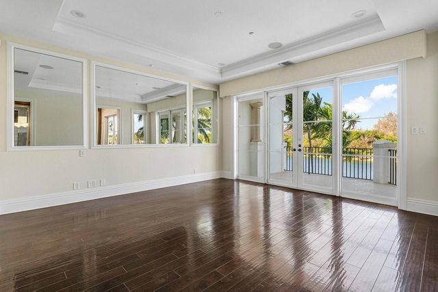 549 NE 19th Avenue C, Deerfield Beach, FL 33441