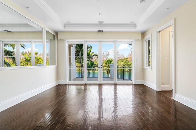 549 NE 19th Avenue C, Deerfield Beach, FL 33441