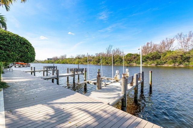 549 NE 19th Avenue C, Deerfield Beach, FL 33441
