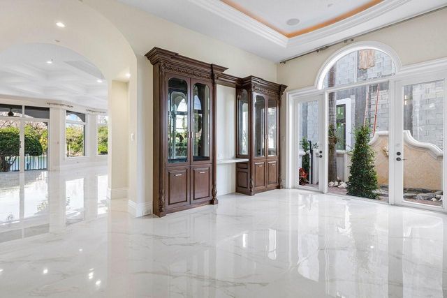 549 NE 19th Avenue C, Deerfield Beach, FL 33441