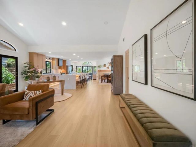 3985 Syme Drive, Carlsbad, CA 92008