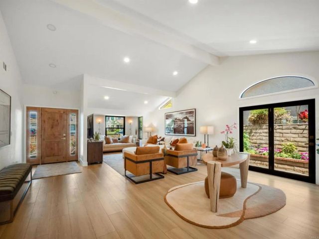 3985 Syme Drive, Carlsbad, CA 92008