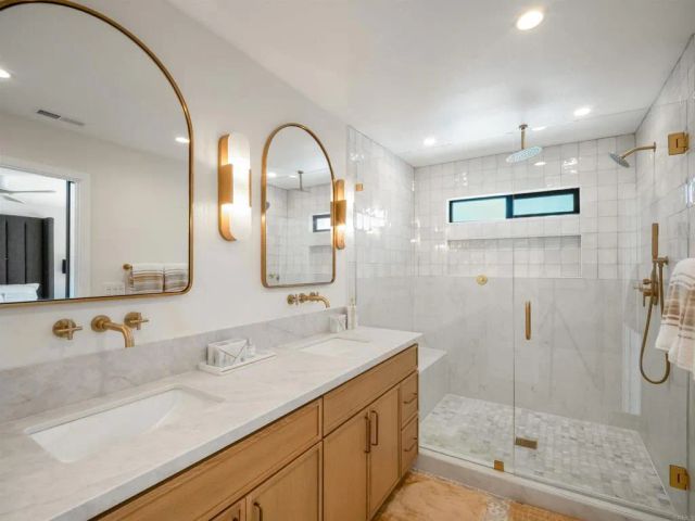 3985 Syme Drive, Carlsbad, CA 92008