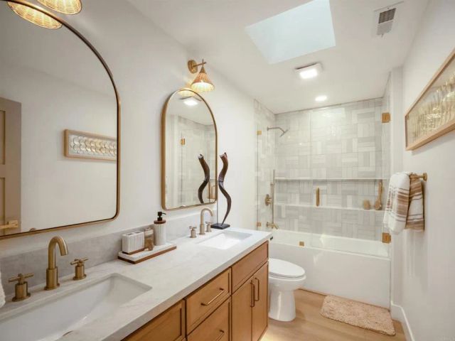3985 Syme Drive, Carlsbad, CA 92008