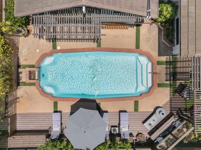 3985 Syme Drive, Carlsbad, CA 92008