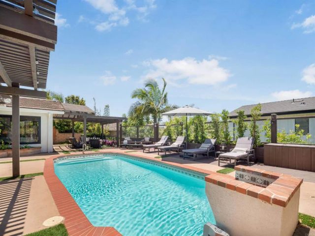 3985 Syme Drive, Carlsbad, CA 92008