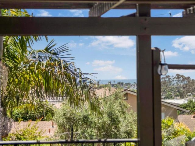 3985 Syme Drive, Carlsbad, CA 92008