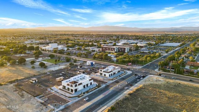 43471 W 30th Street Unit 1, Lancaster, CA 93536