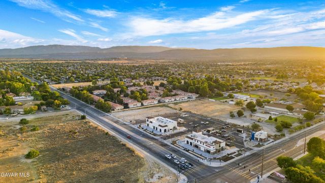 43471 W 30th Street Unit 1, Lancaster, CA 93536