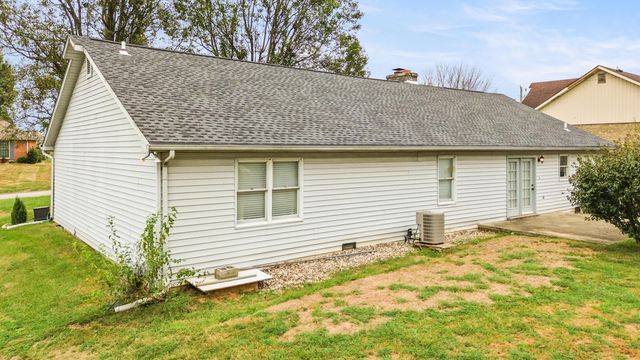 1106 Heartland Drive, Somerset, KY 42503