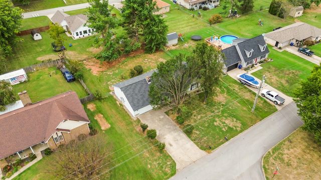 1106 Heartland Drive, Somerset, KY 42503