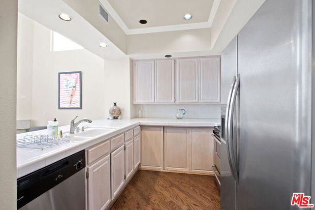255 Main Street 306, Los Angeles, CA 90291