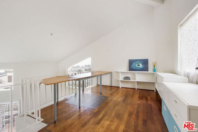 255 Main Street 306, Los Angeles, CA 90291