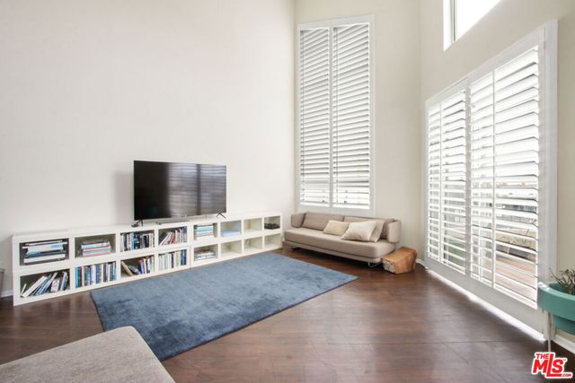 255 Main Street 306, Los Angeles, CA 90291