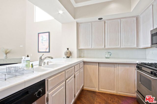 255 Main Street 306, Los Angeles, CA 90291