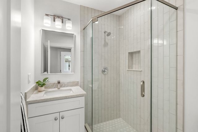 9 Downer Ct 4, Boston, MA 02122