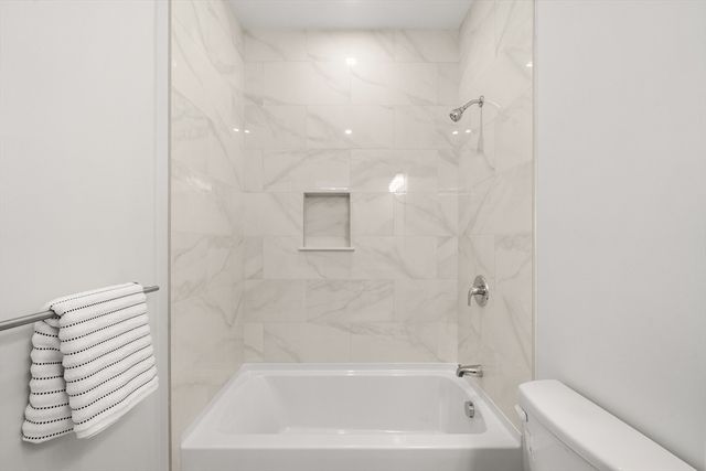 9 Downer Ct 4, Boston, MA 02122