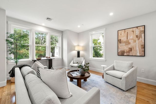9 Downer Ct 4, Boston, MA 02122
