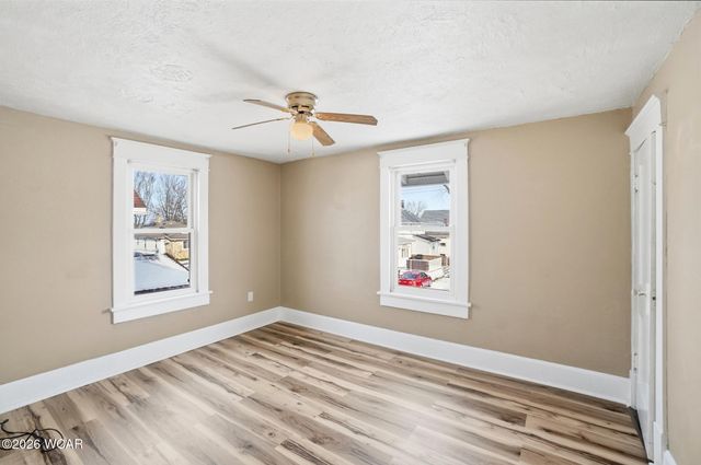 6 Oakwood Place, Lima, OH 45804