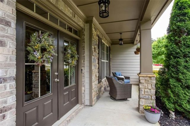 802 Omaha Place, Kennesaw, GA 30152