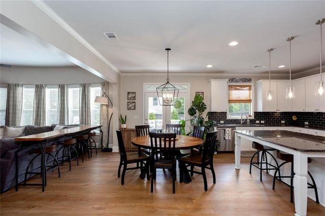 802 Omaha Place, Kennesaw, GA 30152