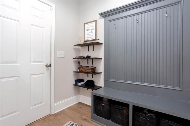802 Omaha Place, Kennesaw, GA 30152