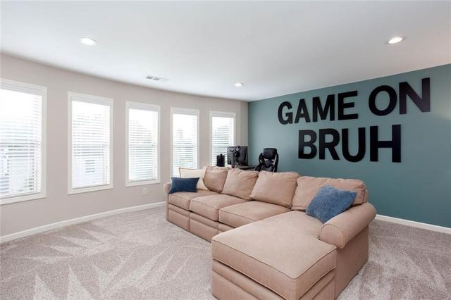 802 Omaha Place, Kennesaw, GA 30152