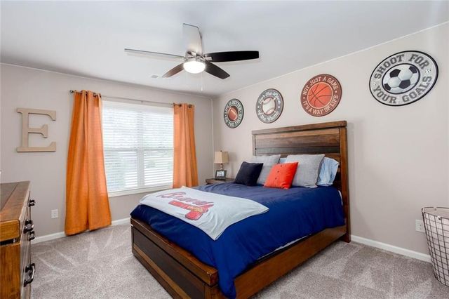 802 Omaha Place, Kennesaw, GA 30152
