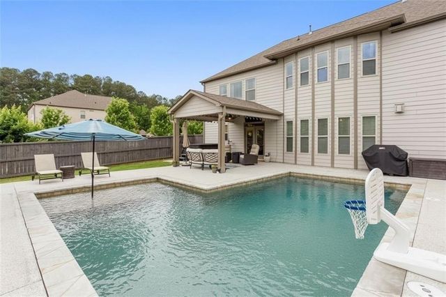 802 Omaha Place, Kennesaw, GA 30152