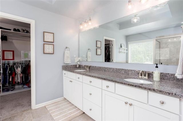 802 Omaha Place, Kennesaw, GA 30152