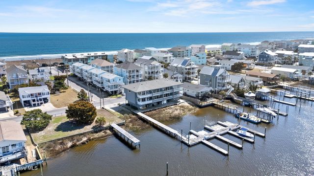 923 Canal Drive, Carolina Beach, NC 28428