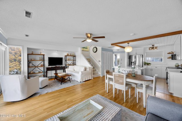 923 Canal Drive, Carolina Beach, NC 28428