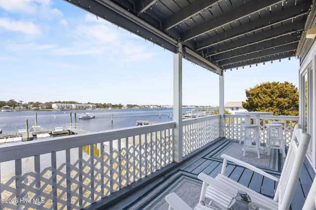 923 Canal Drive, Carolina Beach, NC 28428