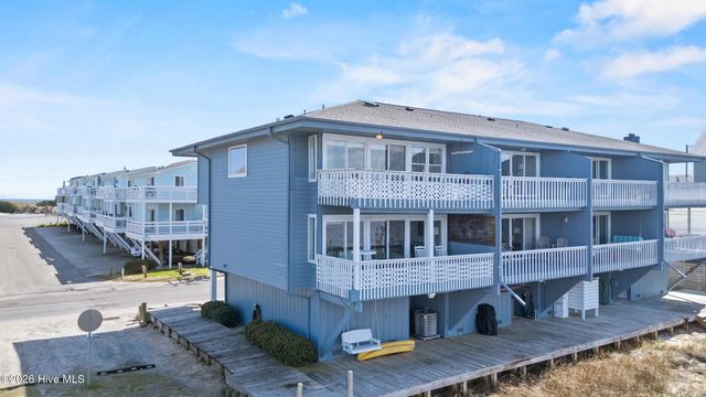 923 Canal Drive, Carolina Beach, NC 28428