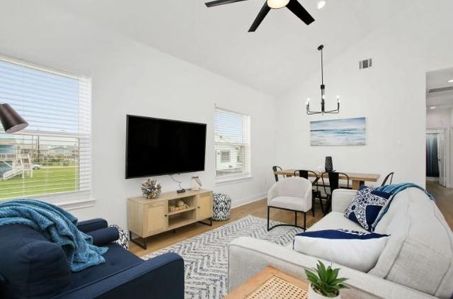 4011 Grayson Drive, Galveston, TX 77554