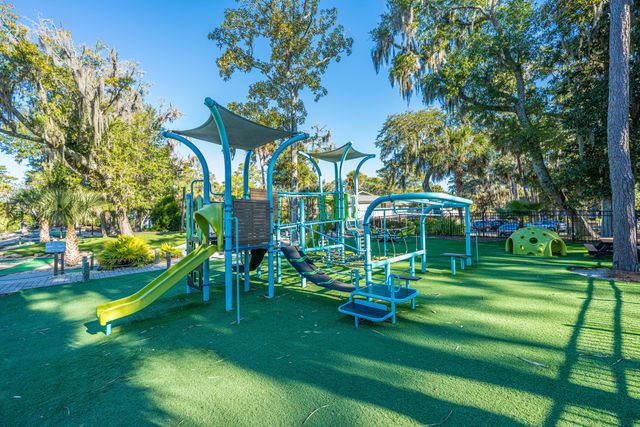 786 Summerwind Circle, Edisto Beach, SC 29438