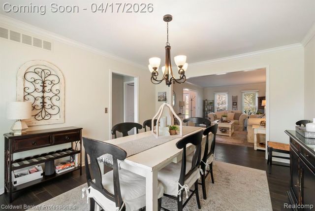 8983 Quail Circle, Plymouth, MI 48170