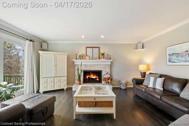 8983 Quail Circle, Plymouth, MI 48170