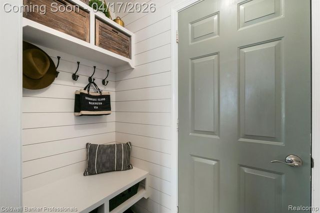 8983 Quail Circle, Plymouth, MI 48170