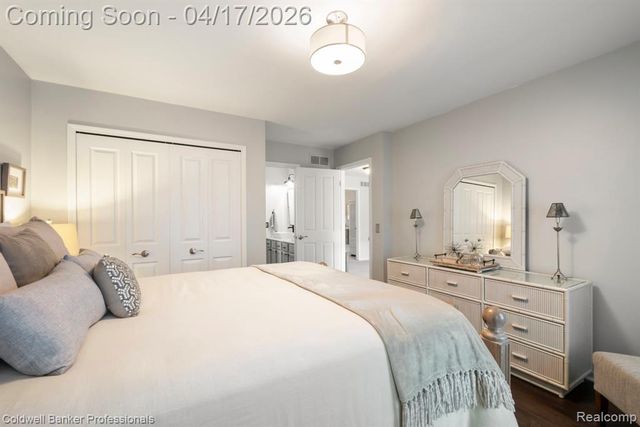 8983 Quail Circle, Plymouth, MI 48170