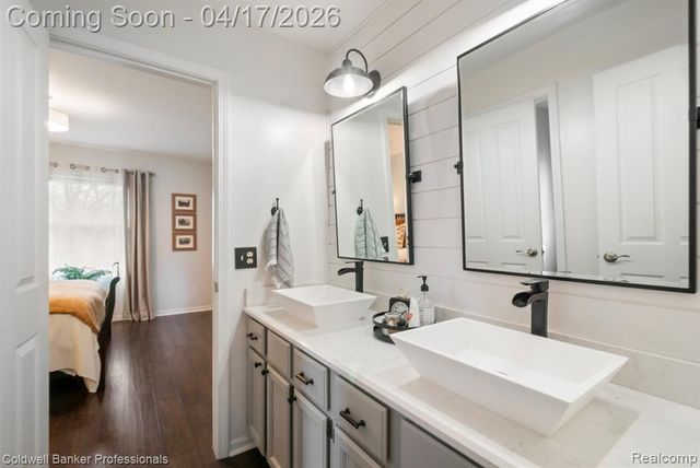 8983 Quail Circle, Plymouth, MI 48170