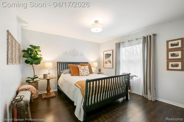 8983 Quail Circle, Plymouth, MI 48170