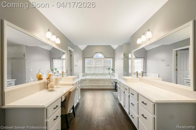 8983 Quail Circle, Plymouth, MI 48170