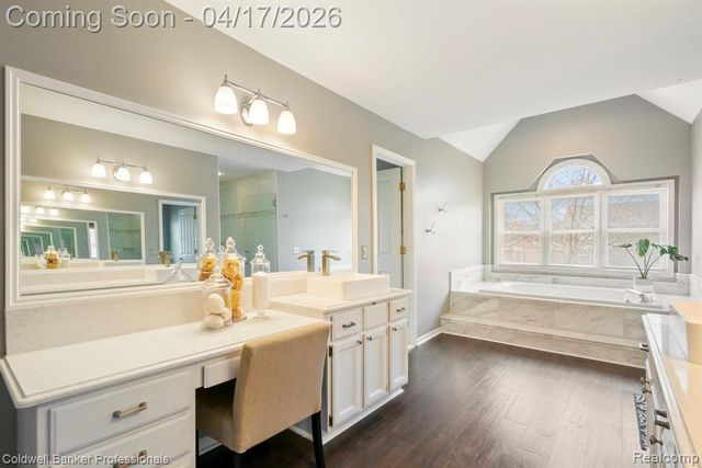 8983 Quail Circle, Plymouth, MI 48170