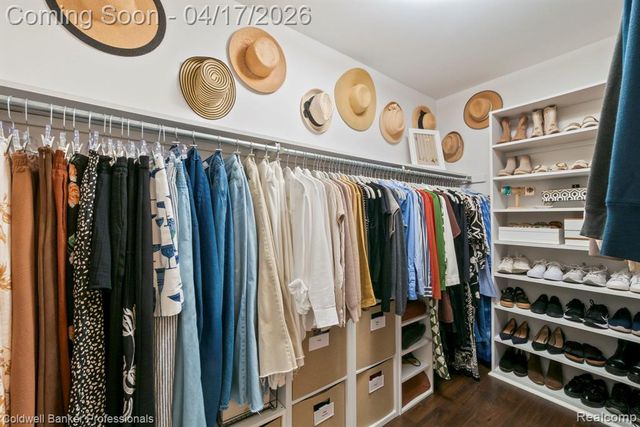 8983 Quail Circle, Plymouth, MI 48170