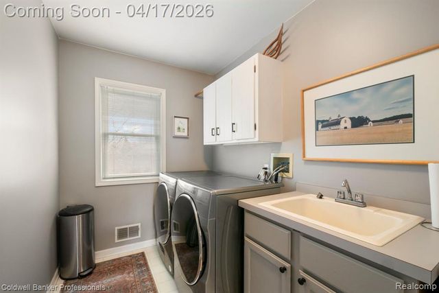 8983 Quail Circle, Plymouth, MI 48170