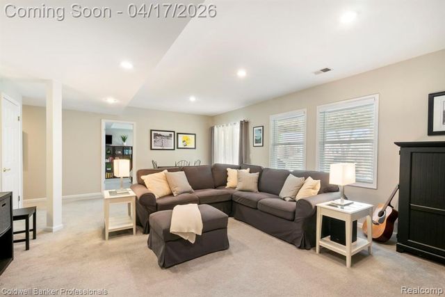 8983 Quail Circle, Plymouth, MI 48170