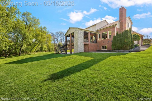 61151 Palomino Court, Lyon Charter Township, MI 48178