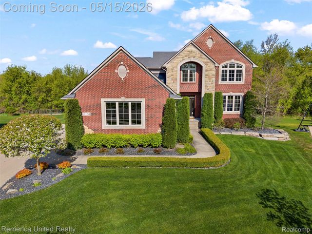 61151 Palomino Court, Lyon Charter Township, MI 48178