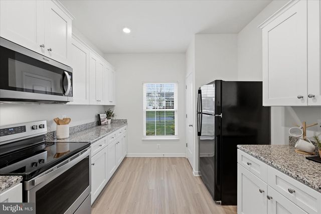 697 RIVANNA RUN, Falling Waters, WV 25419